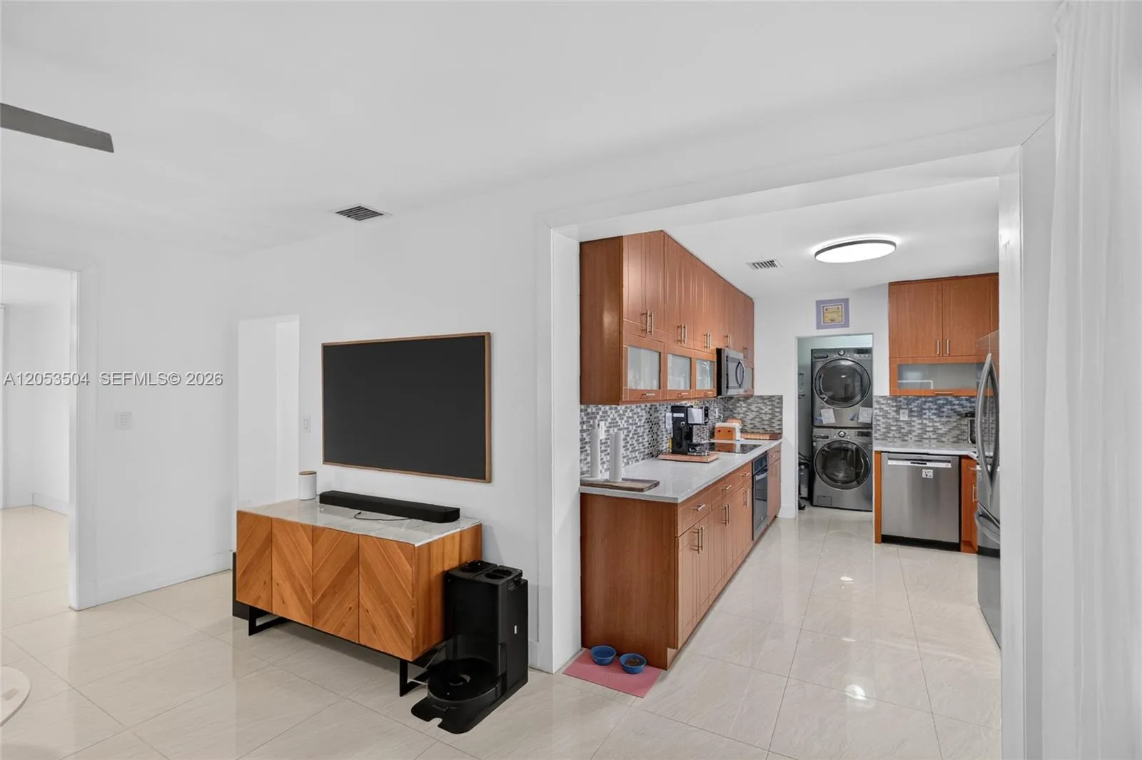 2543 SW 15th St, Miami, FL 33145 photo 7