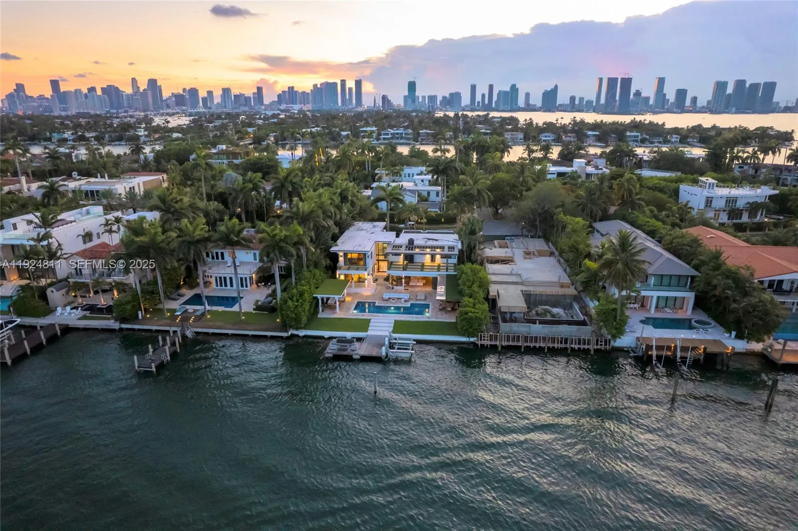 327 E Rivo Alto Dr, Miami Beach, FL 33139 photo 12
