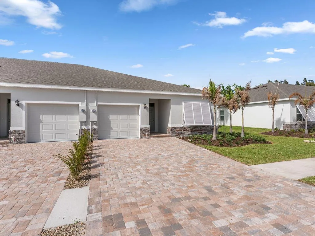 8951 Orchid Reserve Circle, Sebastian, FL 32958