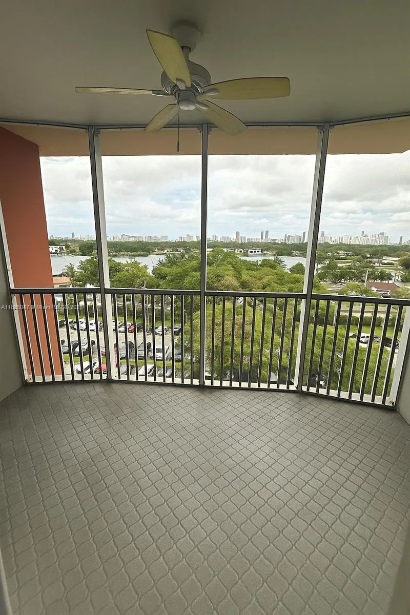 1780 NE 191st St # 803-2, Miami, FL 33179 photo 13