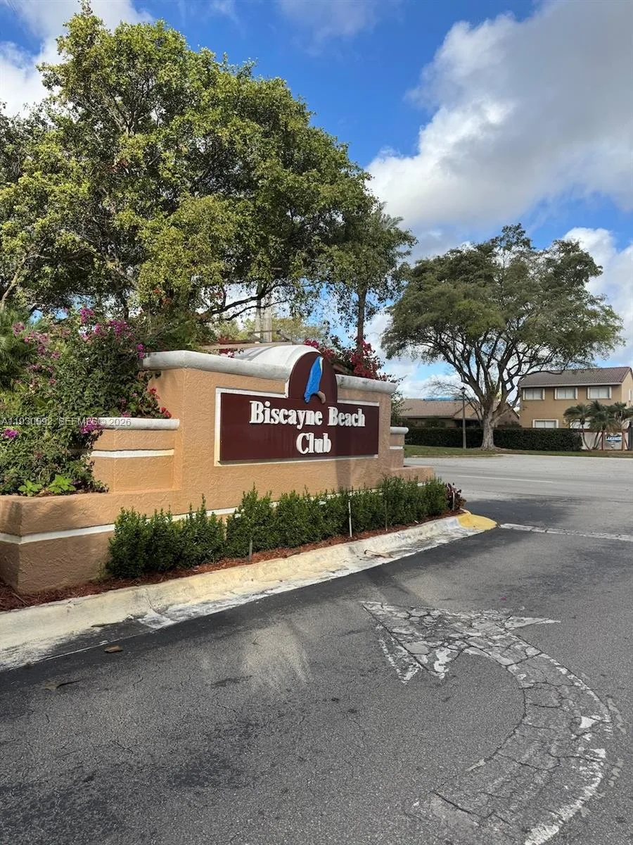 10501 SW 155 # 1121, Miami, FL 33196