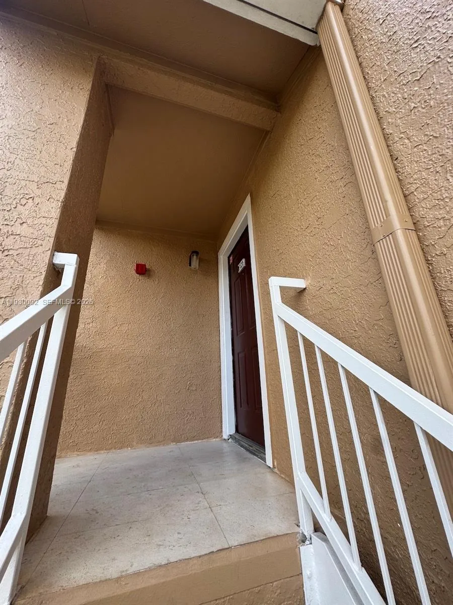 10501 SW 155 # 1121, Miami, FL 33196 photo 4