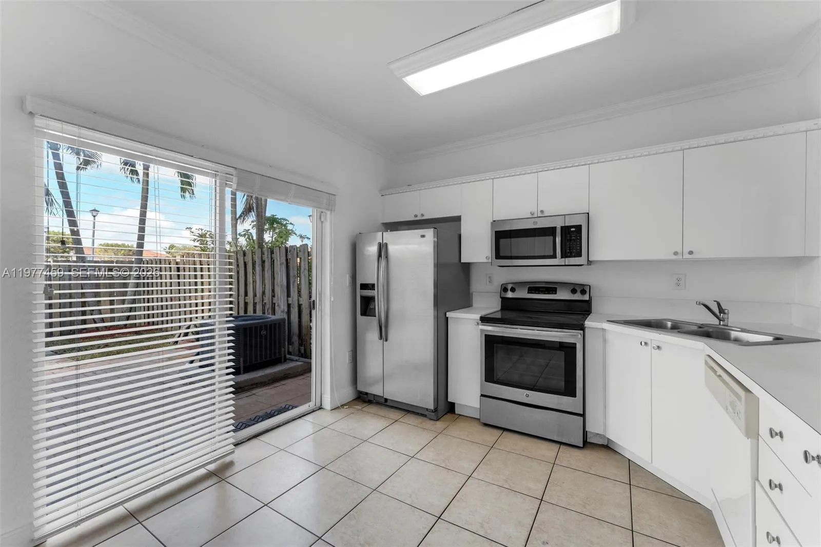17040 SW 137th Pl, Miami, FL 33177 photo 8