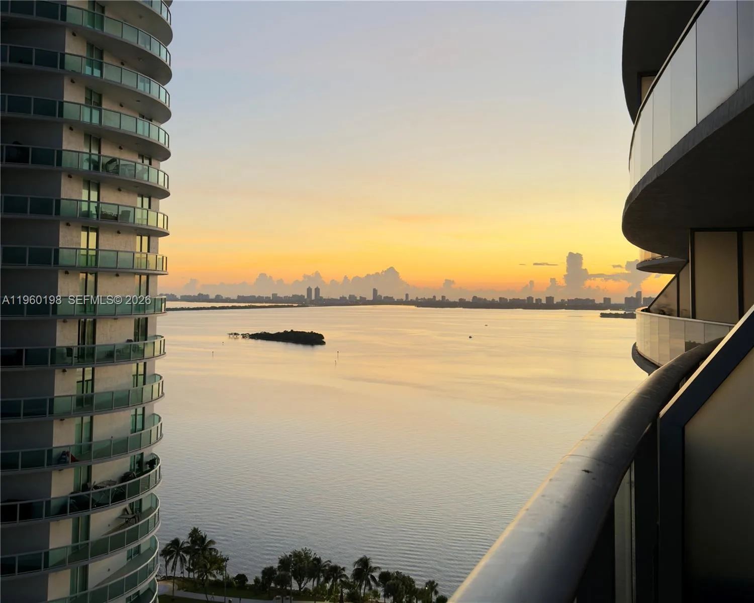 488 NE 18th St # 2207, Miami, FL 33132 photo 10