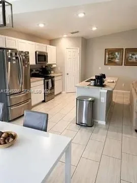 2123 NE 6th Ave, Cape Coral, FL 33909 photo 5