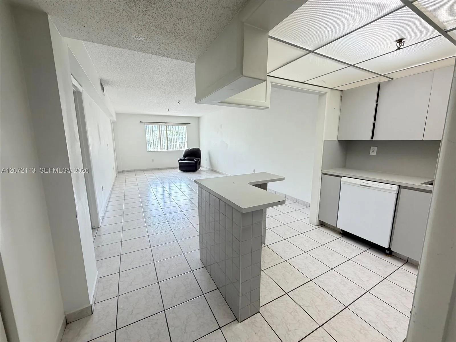 250 181st Dr # 111, Sunny Isles Beach, FL 33160