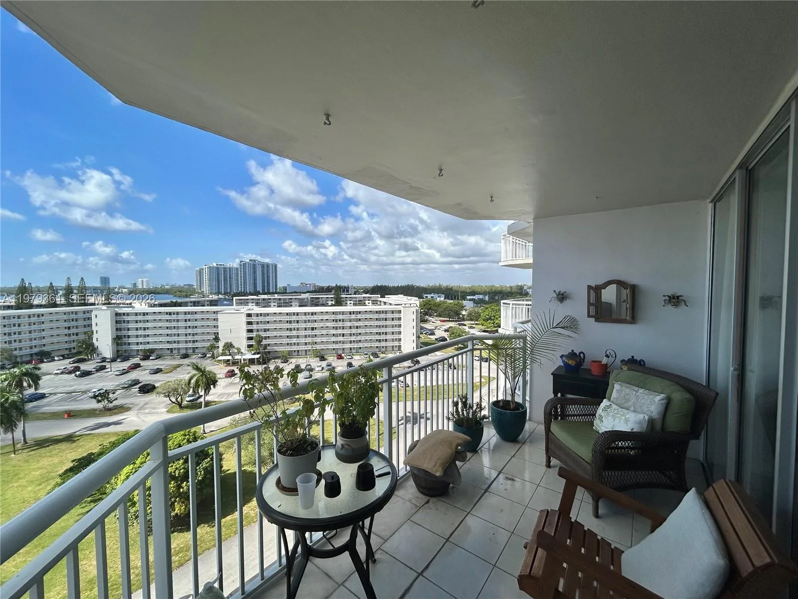 18031 Biscayne Blvd # 904, Aventura, FL 33160 photo 5