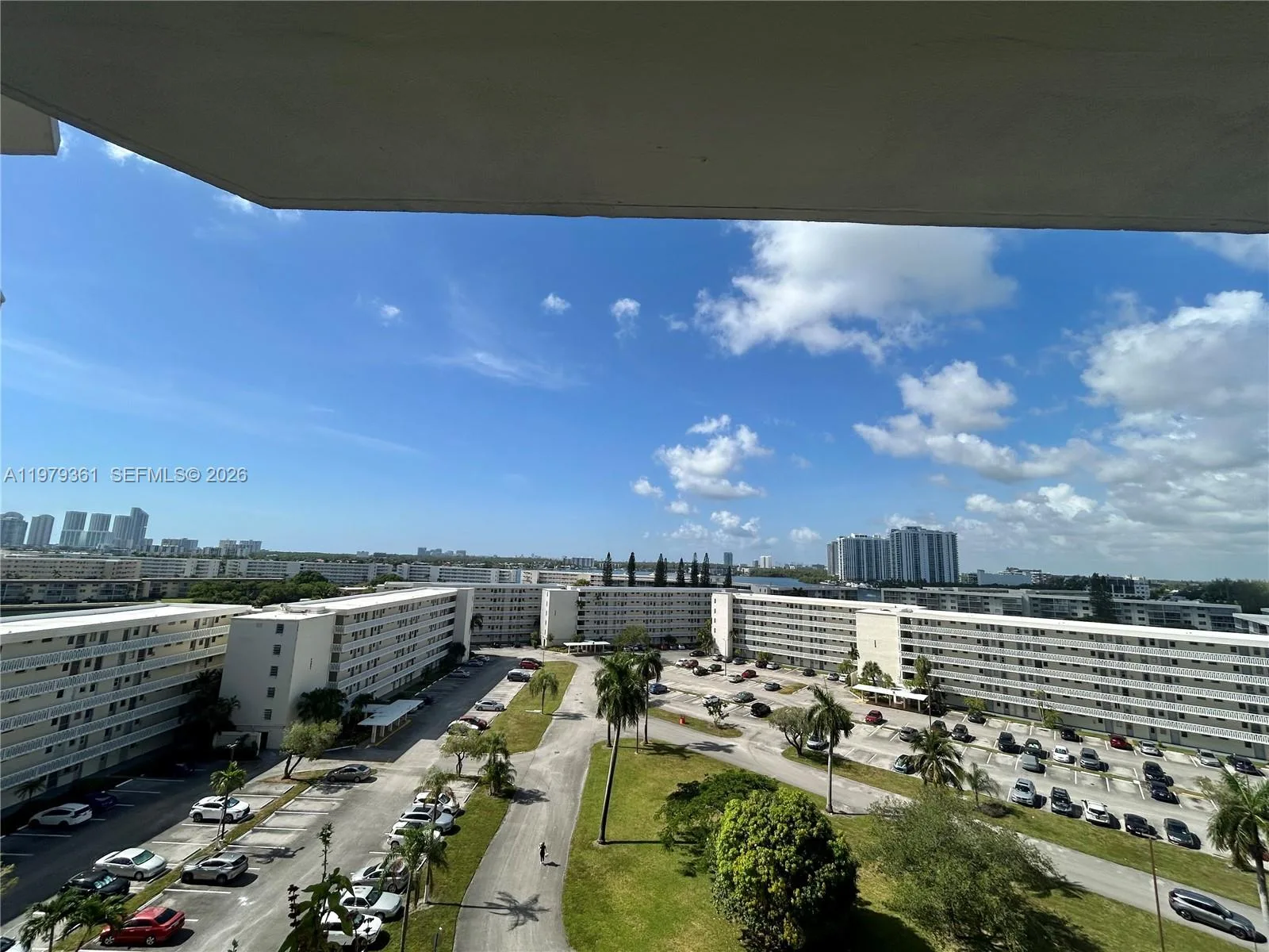 18031 Biscayne Blvd # 904, Aventura, FL 33160 photo 6