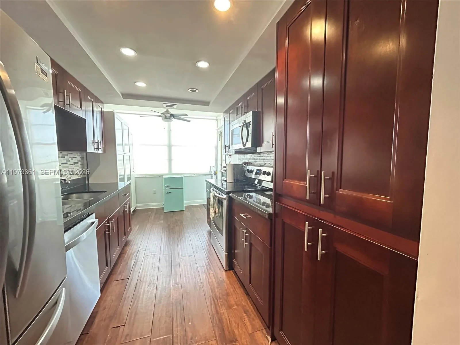 18031 Biscayne Blvd # 904, Aventura, FL 33160 photo 7