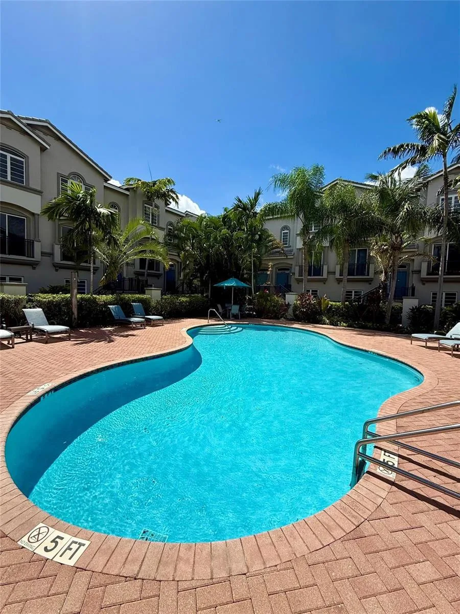 1951 Coral Heights Boulevard # 402, Oakland Park, FL 33308