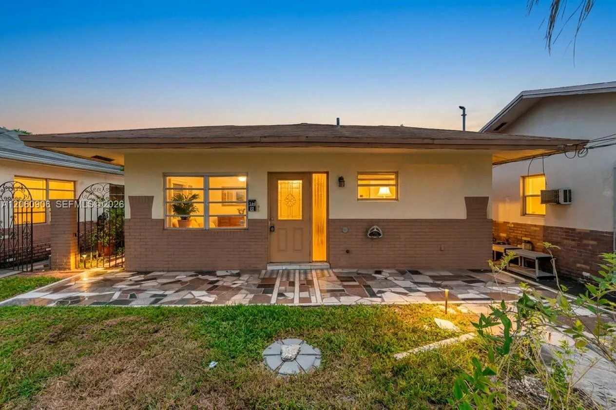 5742 Garfield St # 2, Hollywood, FL 33021 photo 2