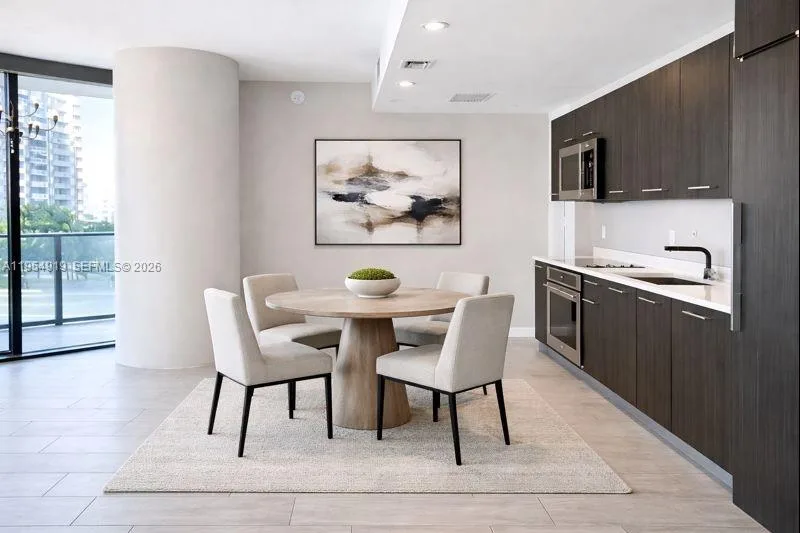 45 SW 9th St # 1208, Miami, FL 33130 photo 7