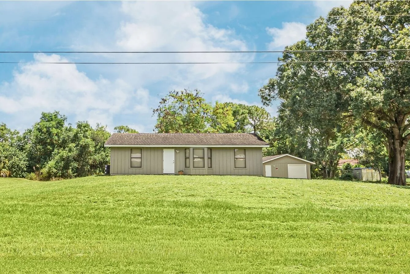 18565 47th Court N, Loxahatchee, FL 33470