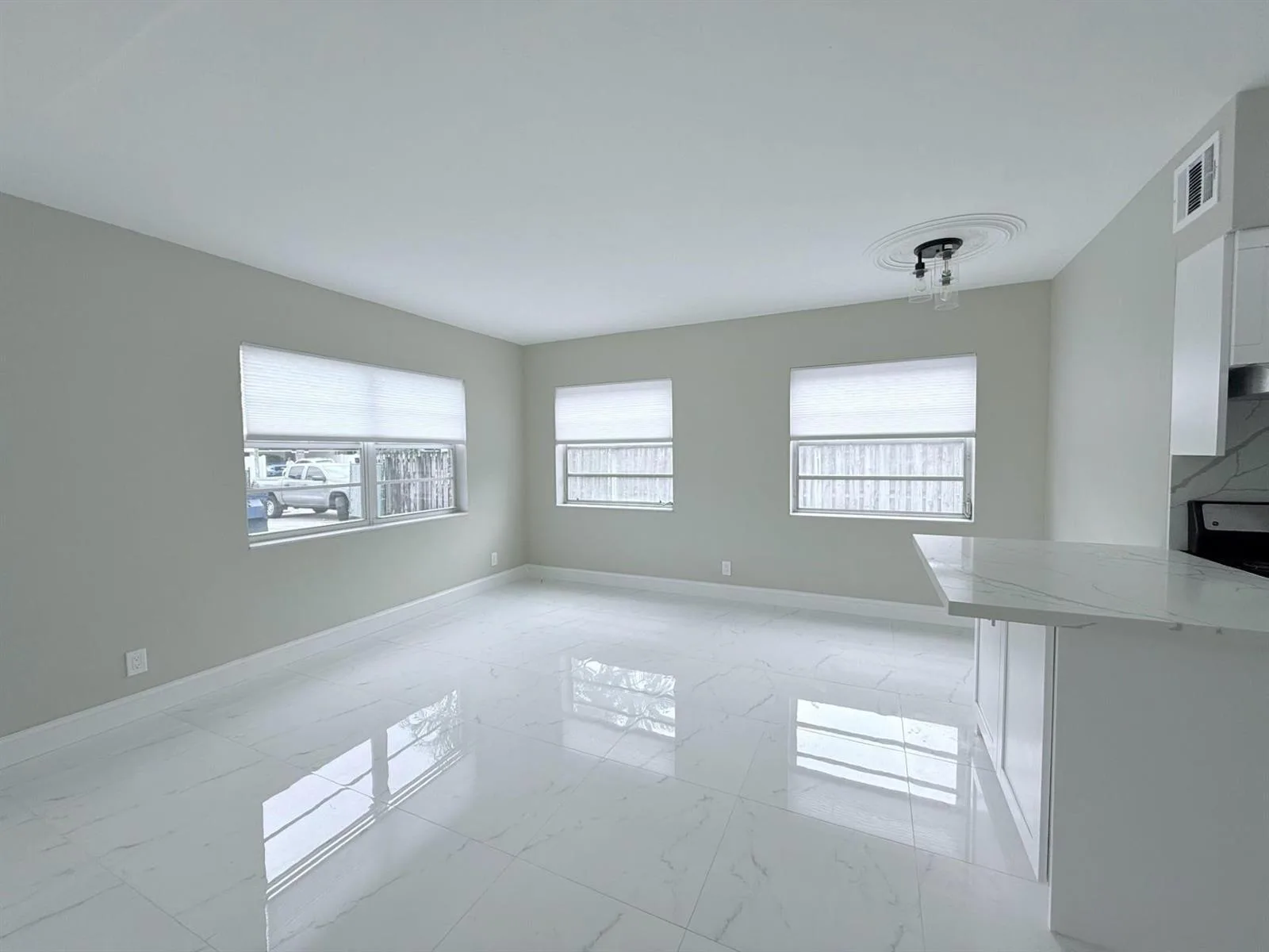 2725 Middle River Drive # 7, Fort Lauderdale, FL 33306