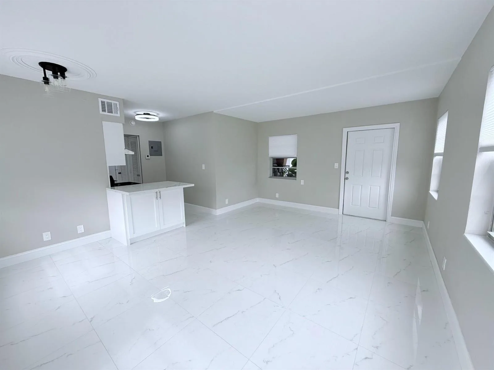 2725 Middle River Drive # 7, Fort Lauderdale, FL 33306 photo 3