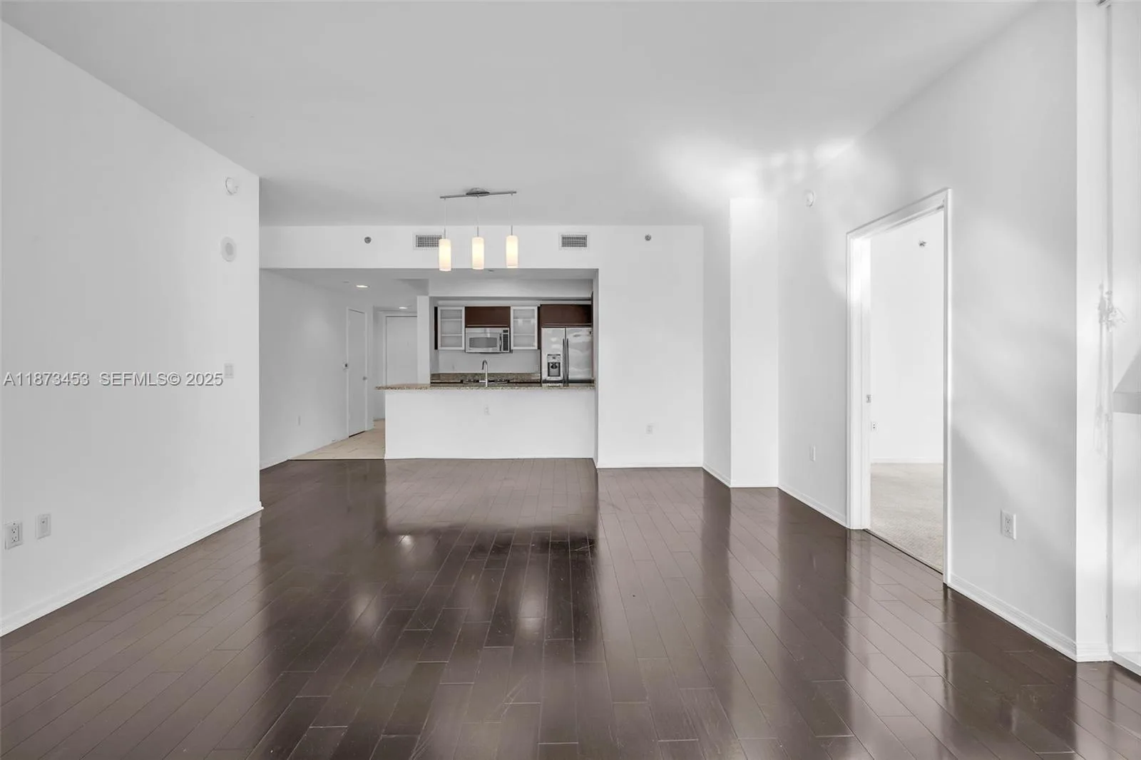 951 Brickell Ave # 2010, Miami, FL 33131 photo 11