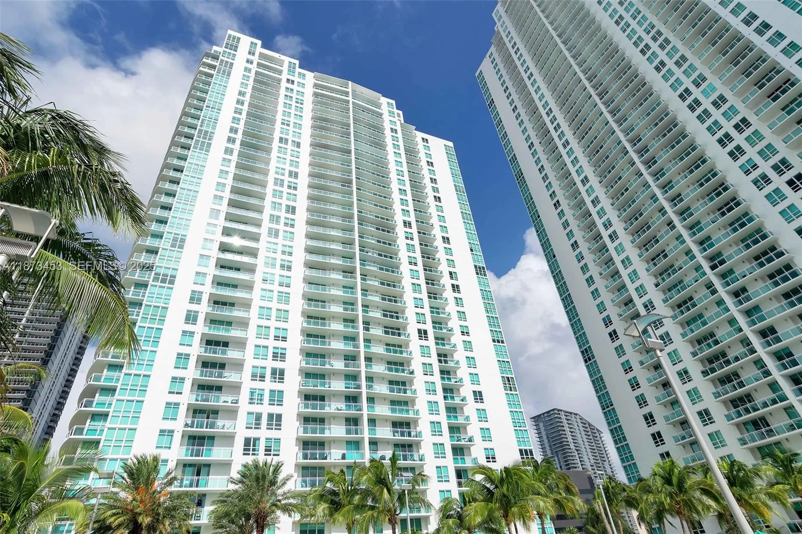 951 Brickell Ave # 2010, Miami, FL 33131 photo 2