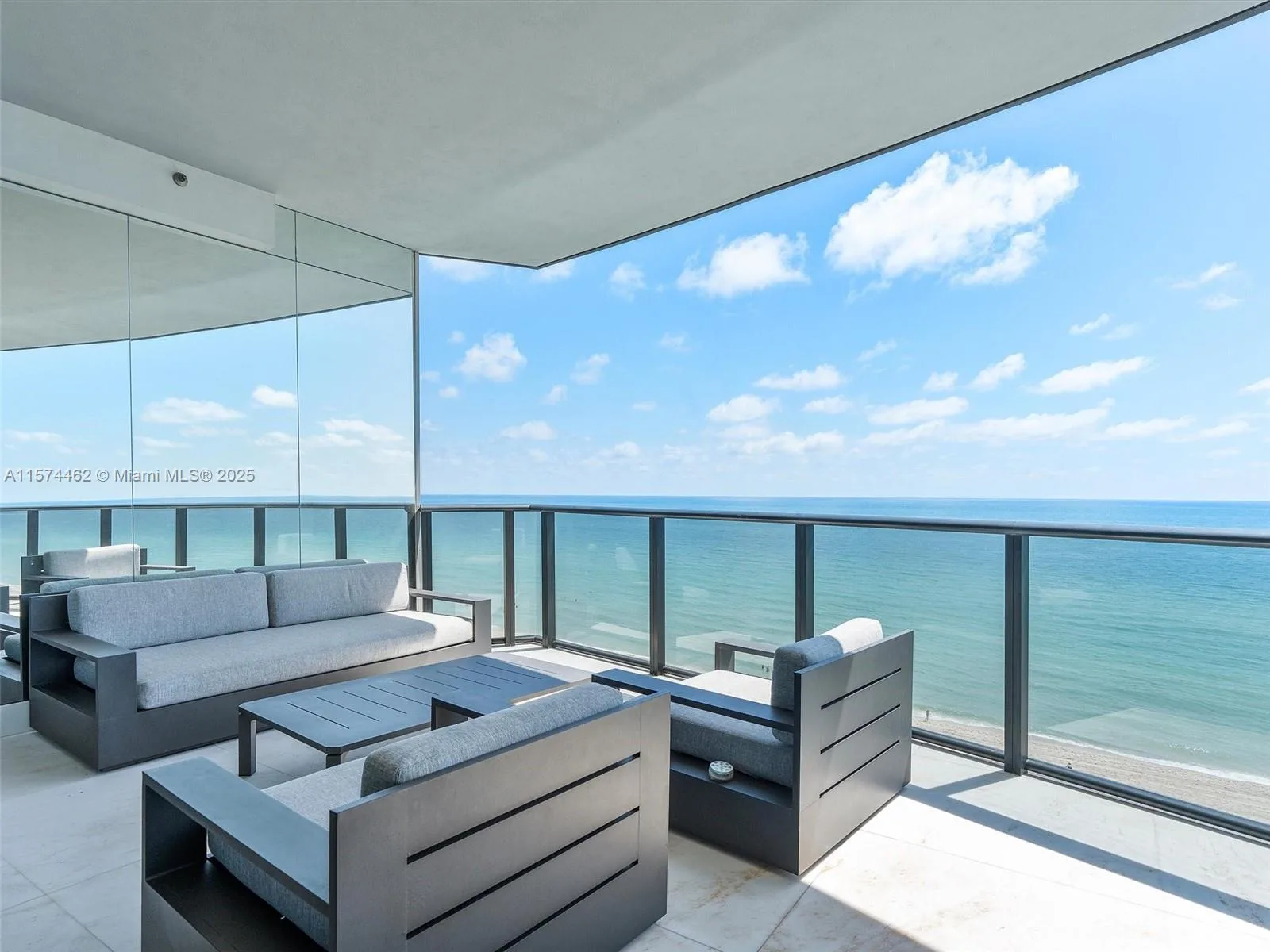 18555 Collins Ave # 801, Sunny Isles Beach, FL 33160 photo 2