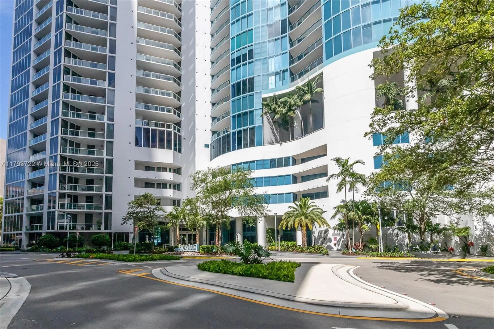 333 Las Olas Way # 2401, Fort Lauderdale, FL 33301 photo 2