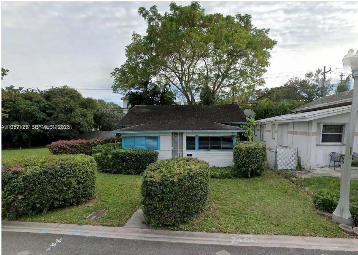 134 Florida Ave, Coral Gables, FL 33133