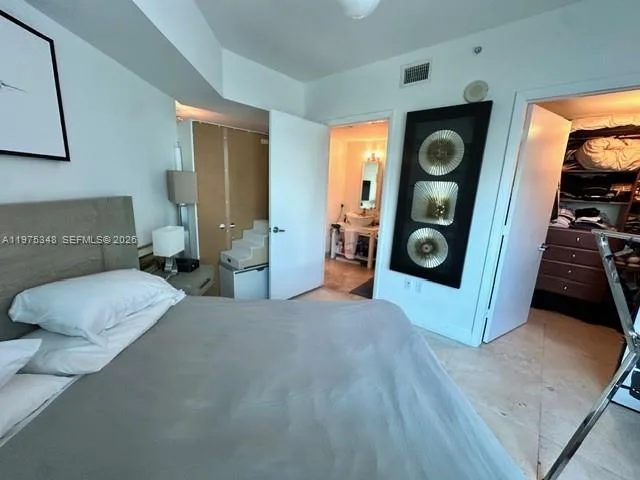 350 S Miami Ave # 2110, Miami, FL 33130 photo 12