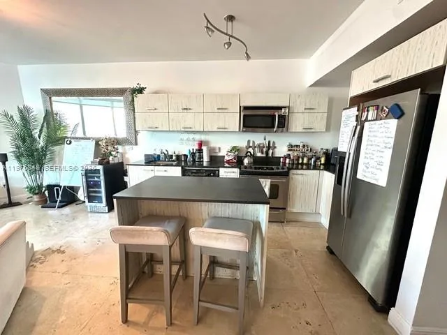 350 S Miami Ave # 2110, Miami, FL 33130 photo 5
