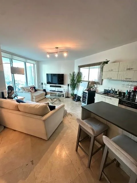 350 S Miami Ave # 2110, Miami, FL 33130 photo 7