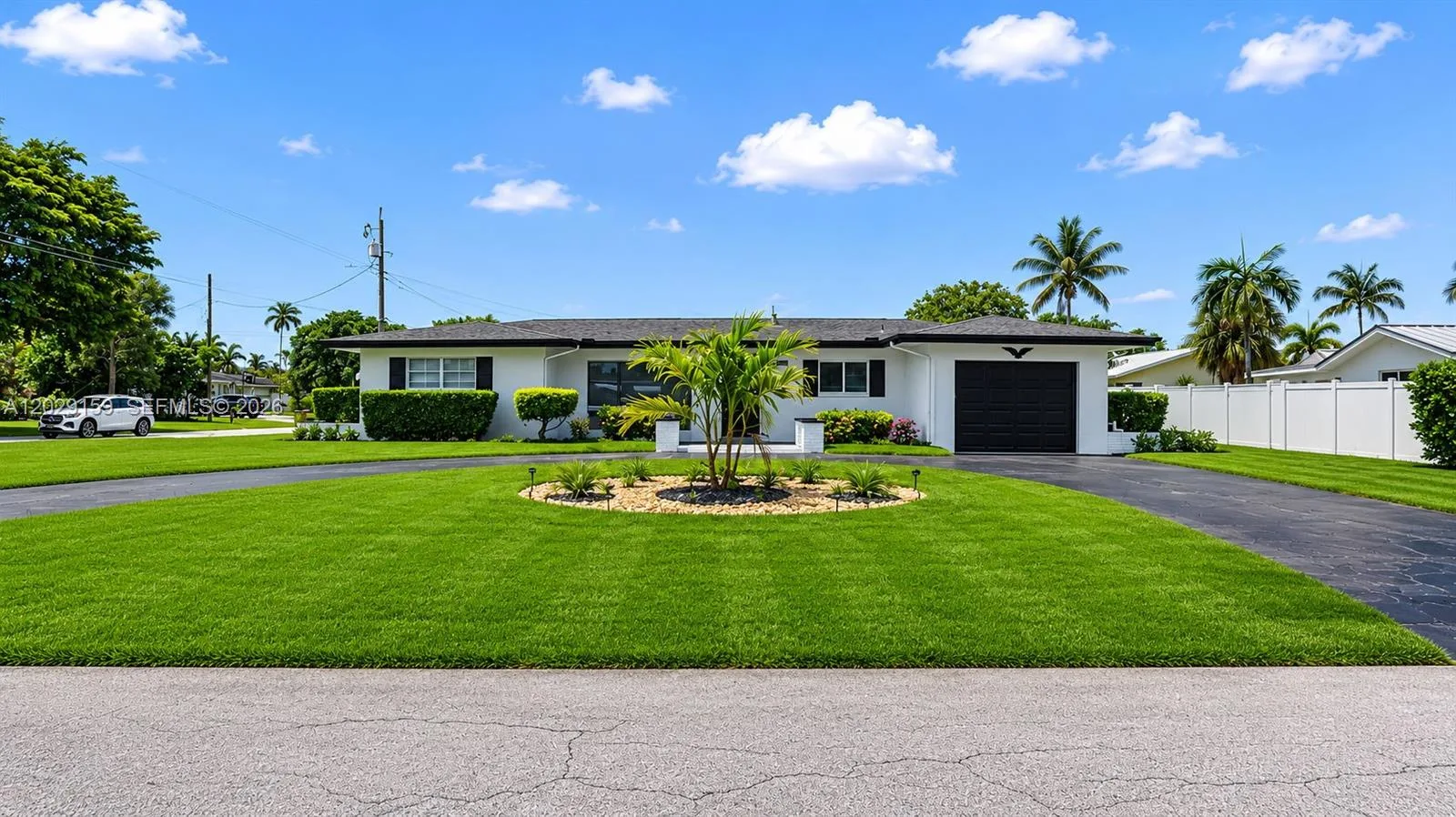1320 SE 10th St, Deerfield Beach, FL 33441