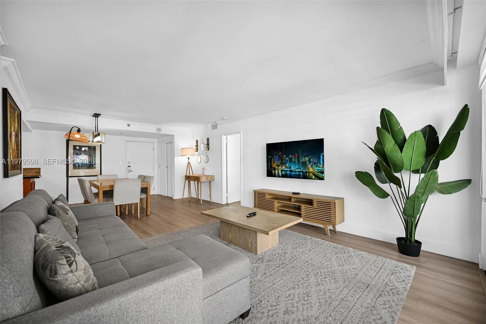 5225 Collins Ave # 1214, Miami Beach, FL 33140 photo 10