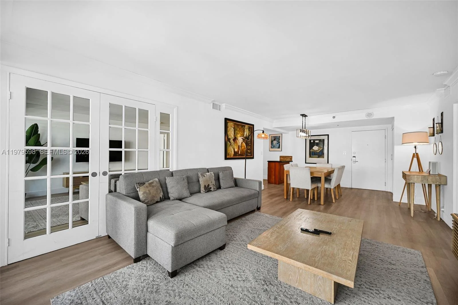 5225 Collins Ave # 1214, Miami Beach, FL 33140 photo 9