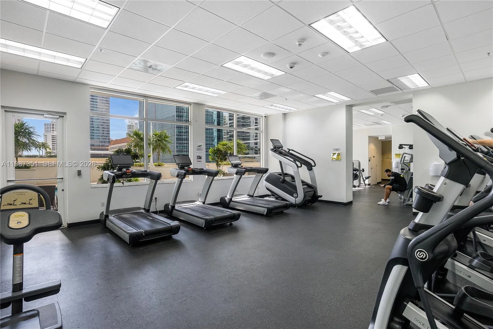 1200 Brickell Bay Dr # 2824, Miami, FL 33131 photo 10