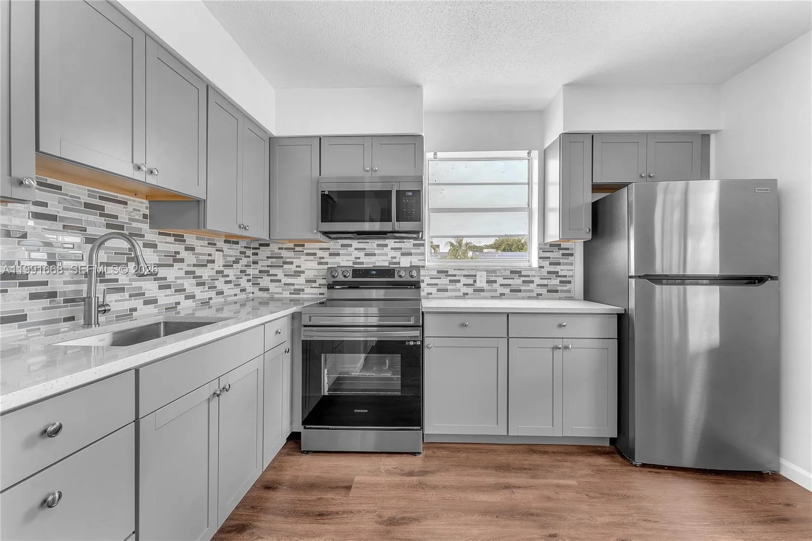 3750 SW 59th Ave # 3, Davie, FL 33314