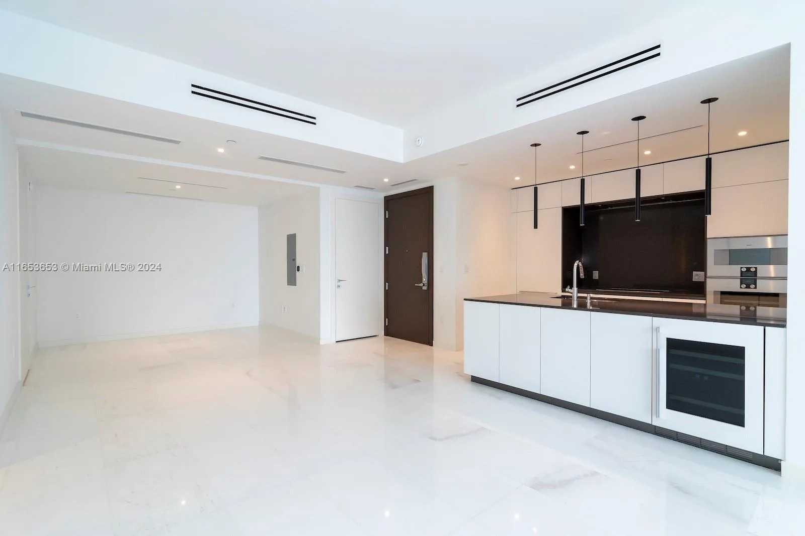 300 Biscayne Blvd Way # 902, Miami, FL 33131 photo 10