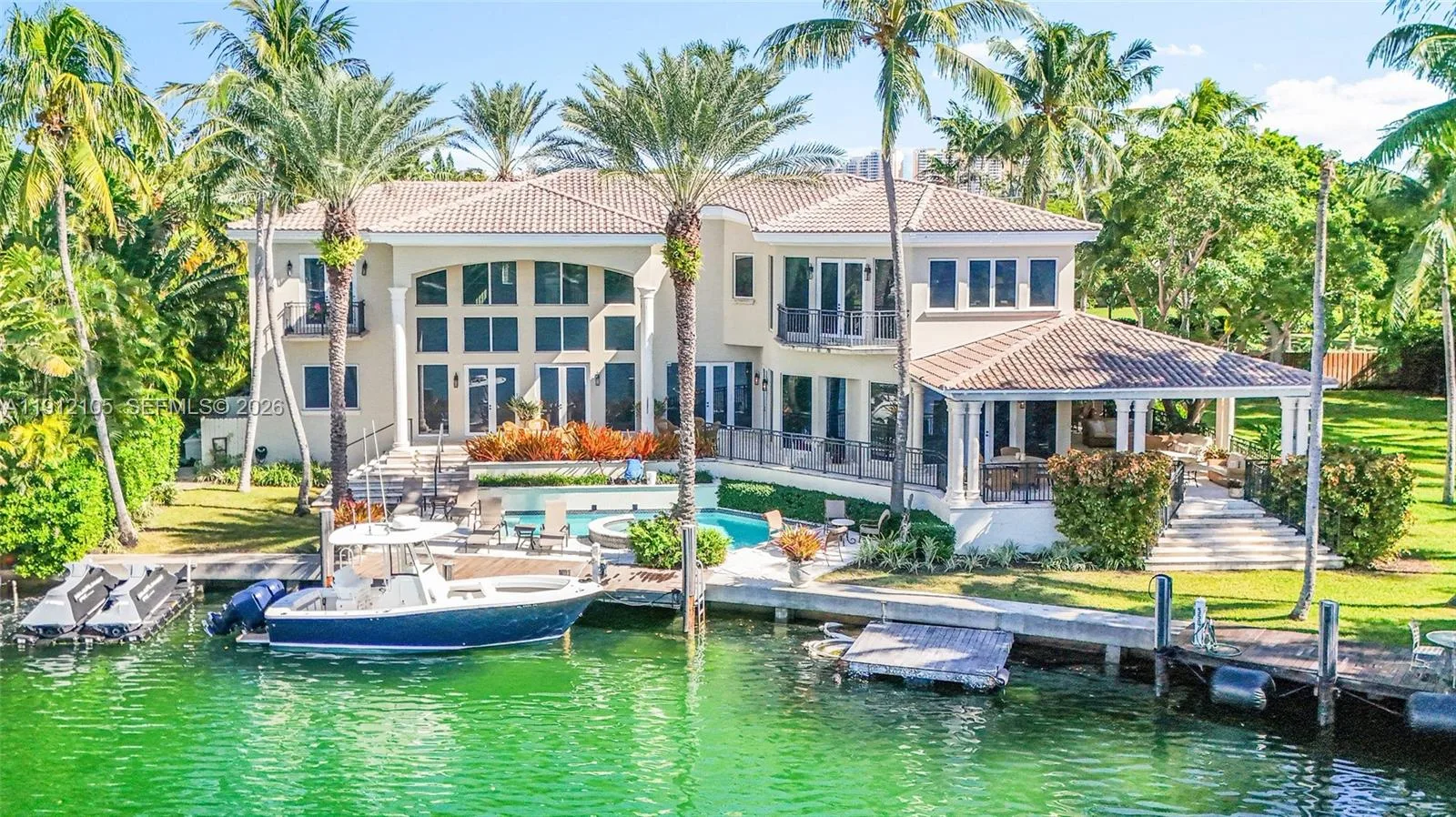 550 Harbor Dr, Key Biscayne, FL 33149