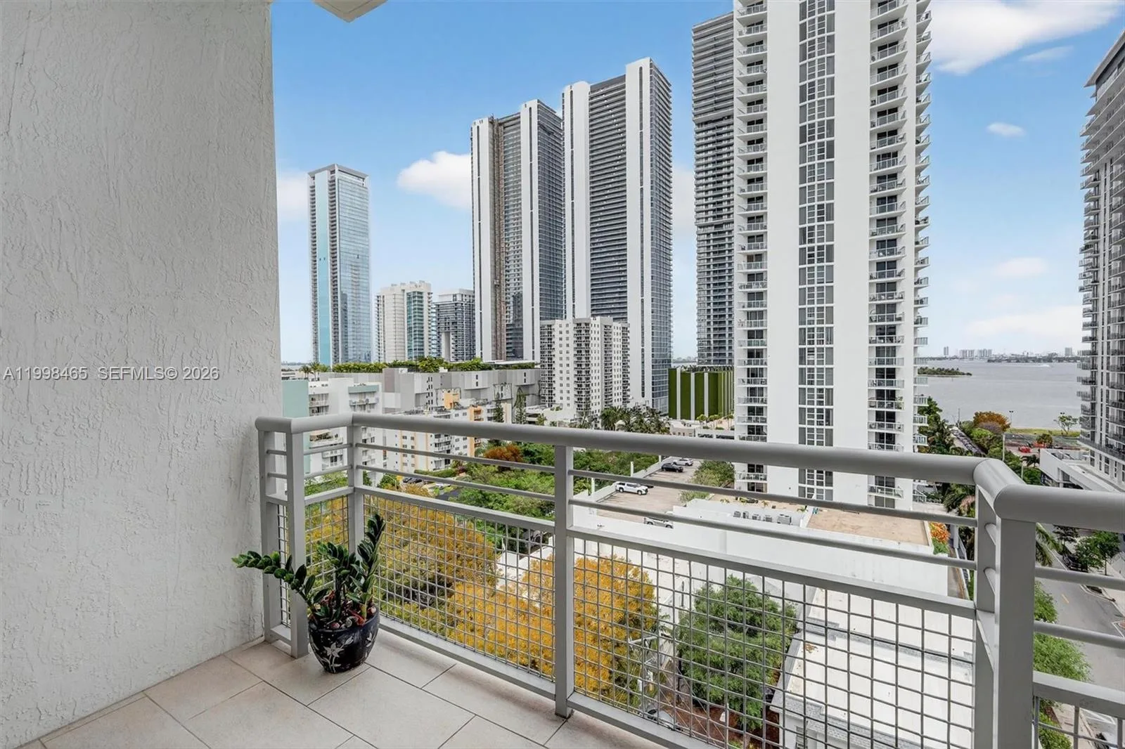 2200 NE 4th Ave # 1003, Miami, FL 33137