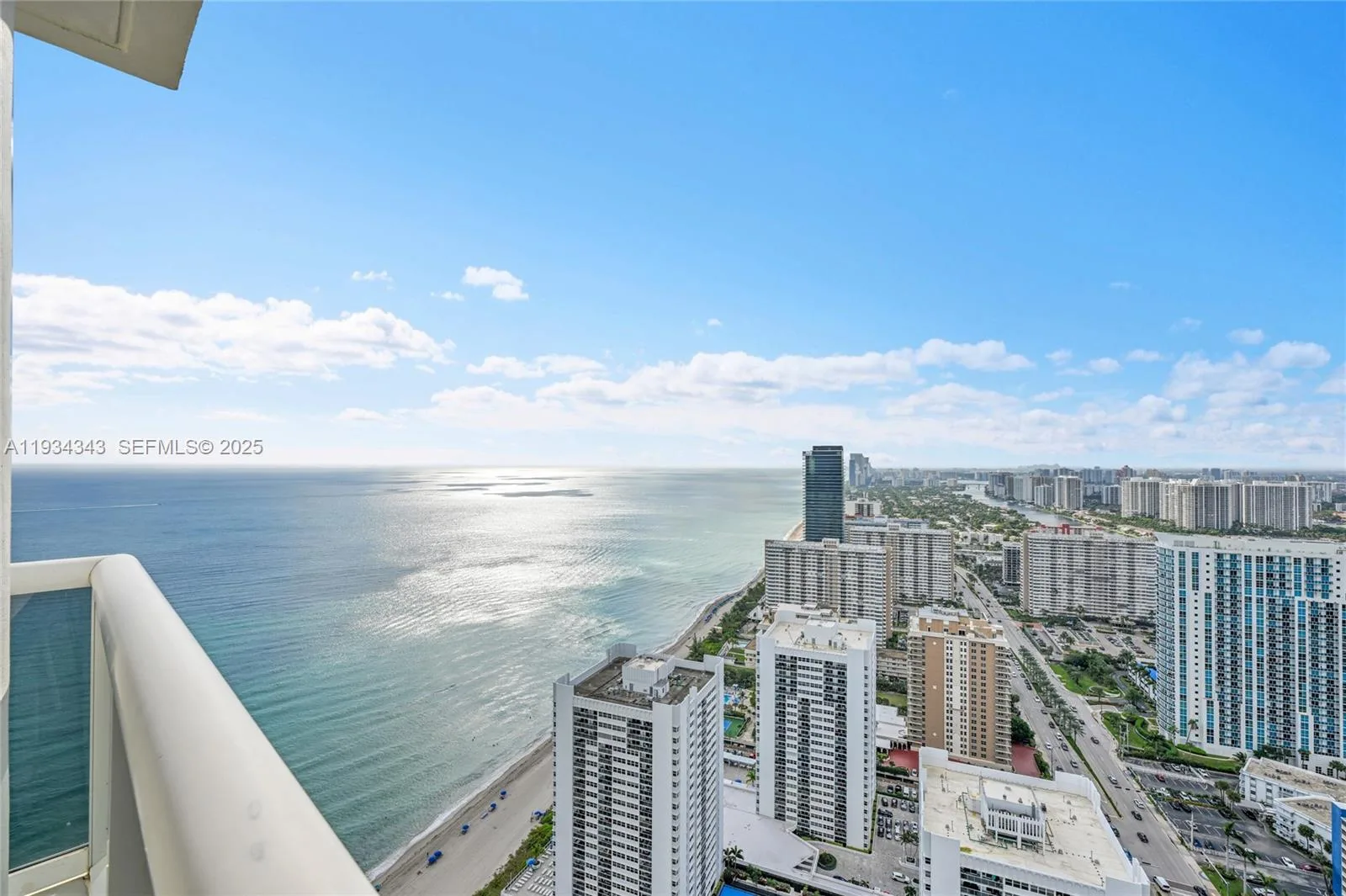 1850 S Ocean Dr # PH4405, Hallandale Beach, FL 33009