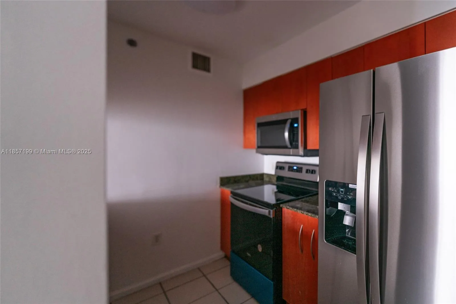 1200 Brickell Bay Dr # 4024, Miami, FL 33131 photo 6