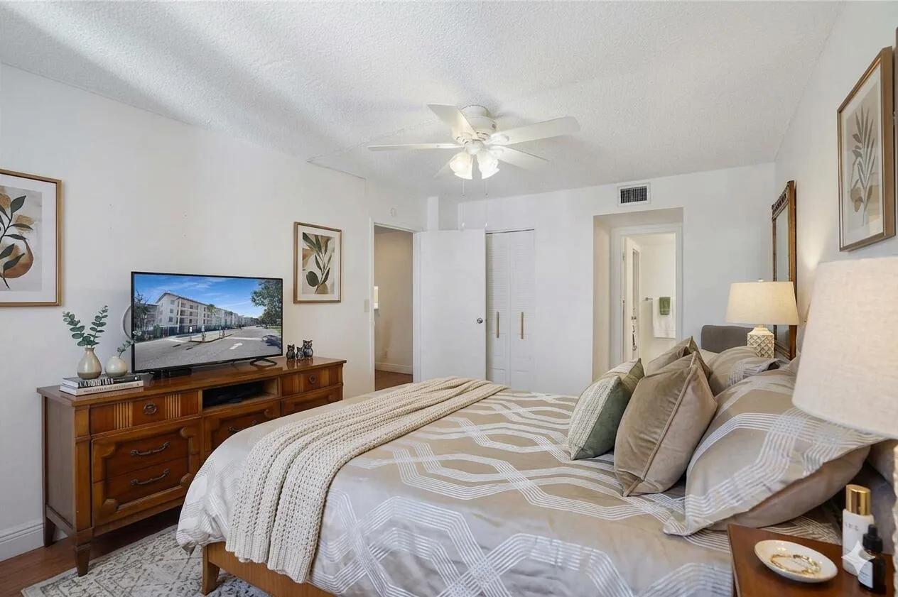 2650 NW 49th Avenue # 320, Lauderdale Lakes, FL 33313 photo 11