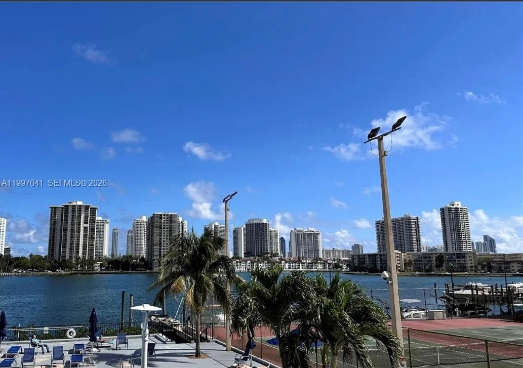 2750 NE 183rd St # 801, Aventura, FL 33160 photo 4
