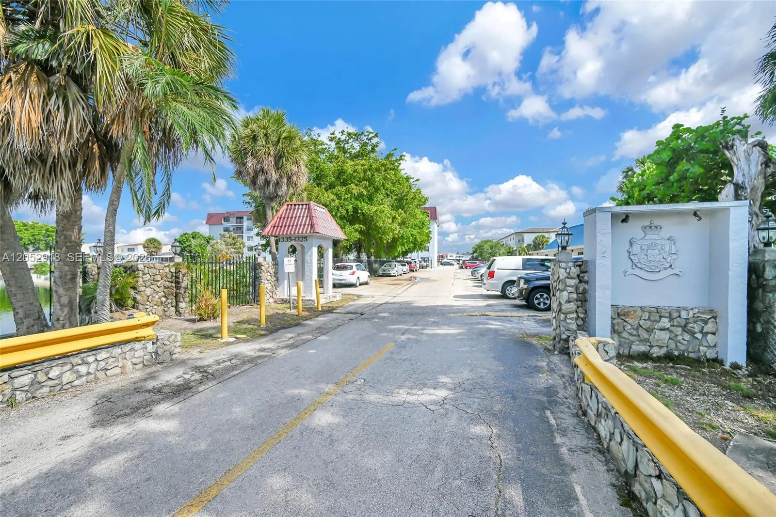 1335 W 68th St # 204, Hialeah, FL 33014 photo 10