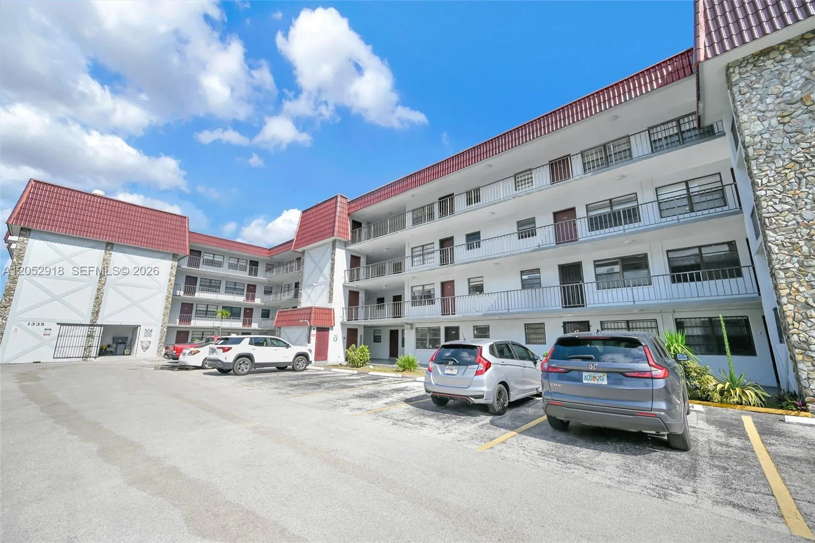 1335 W 68th St # 204, Hialeah, FL 33014 photo 7