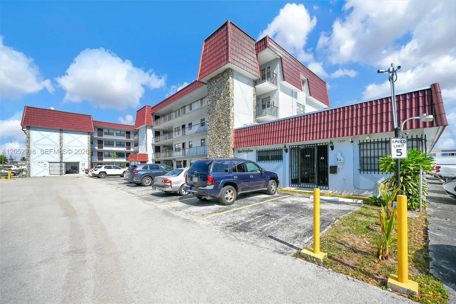 1335 W 68th St # 204, Hialeah, FL 33014 photo 8