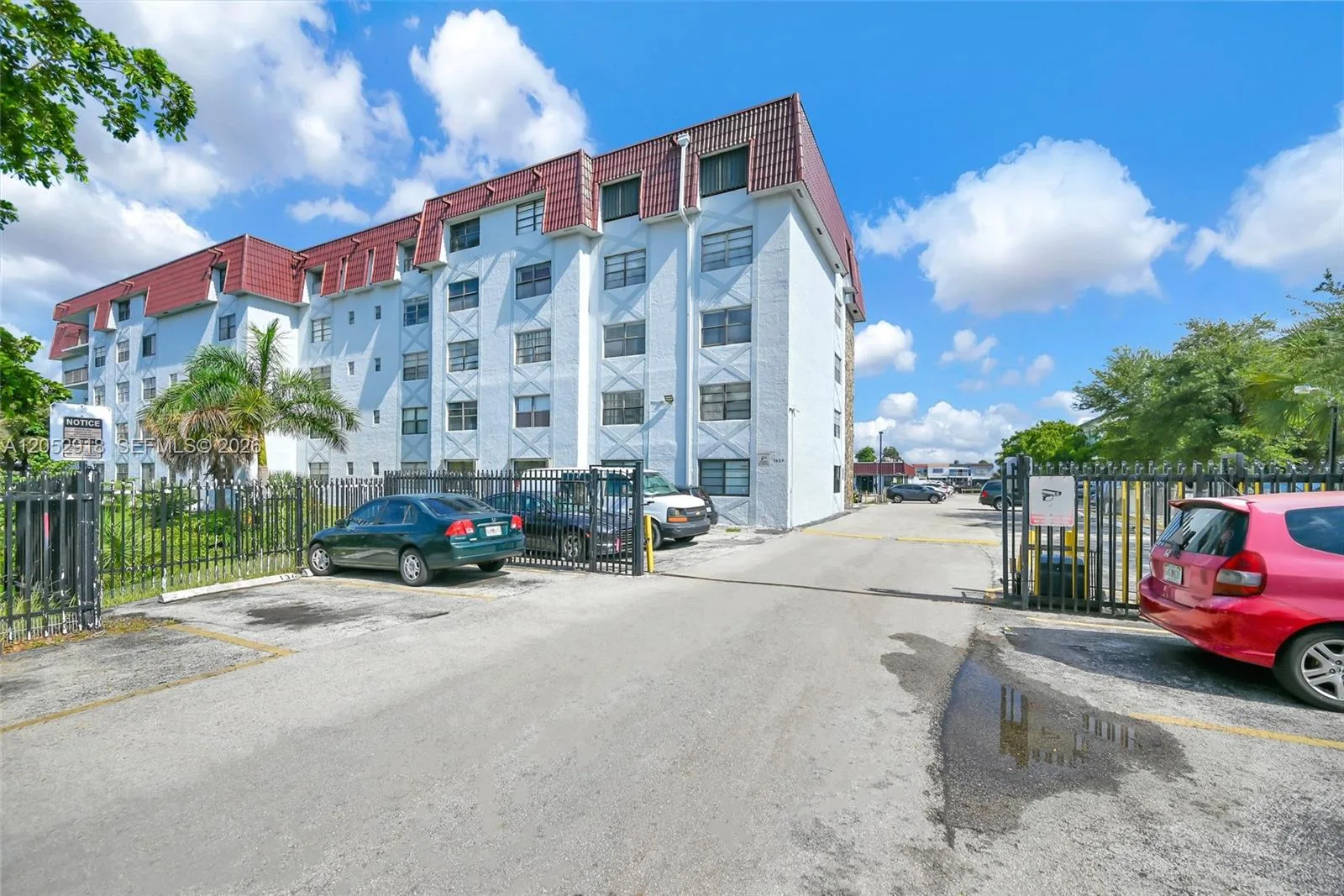 1335 W 68th St # 204, Hialeah, FL 33014 photo 9
