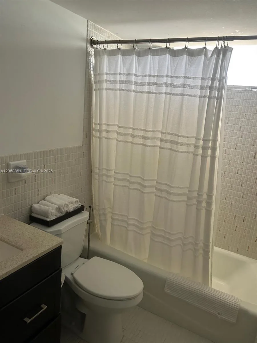 2851 Leonard Dr # J503, Aventura, FL 33160 photo 8