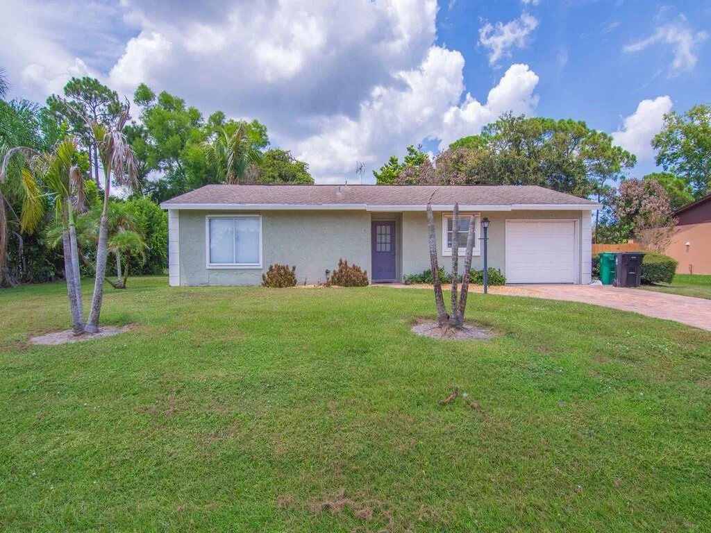 509 SE Faith Terrace, Port St. Lucie, FL 34953 photo 4