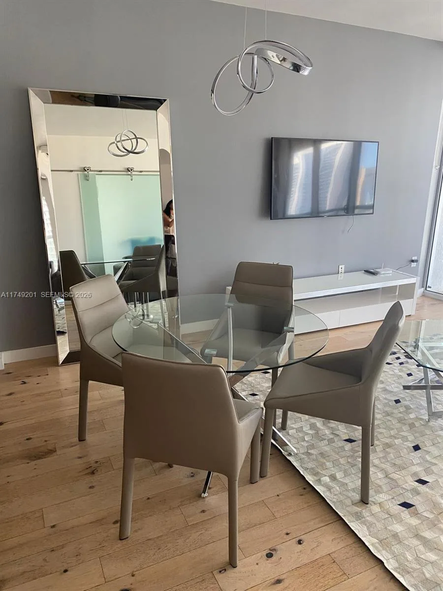485 Brickell Ave # 2603, Miami, FL 33131 photo 4