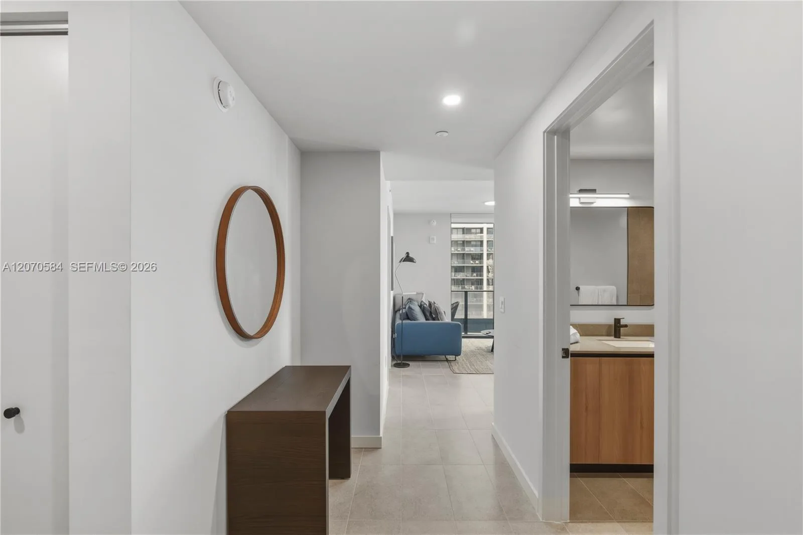 121 NE 5th St # 3312, Miami, FL 33132