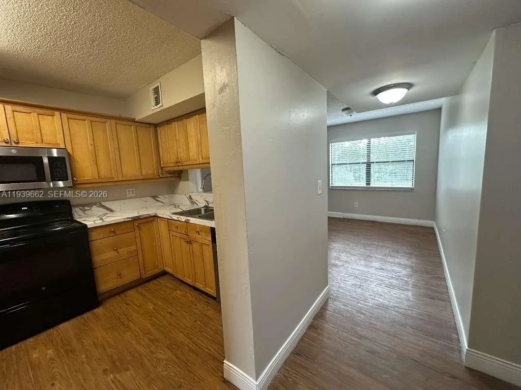3400 Foxcroft Rd # 115, Miramar, FL 33025 photo 3
