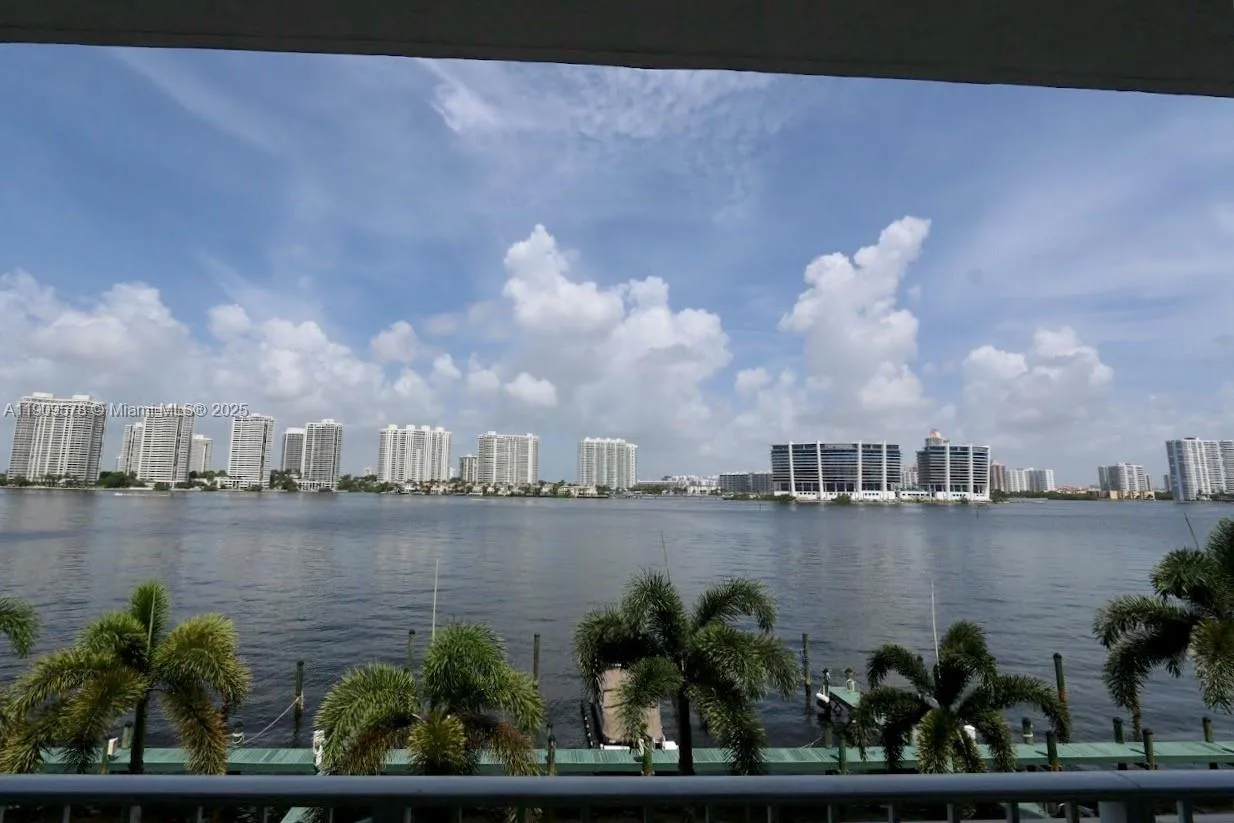 17800 N Bay Rd # 404, Sunny Isles Beach, FL 33160