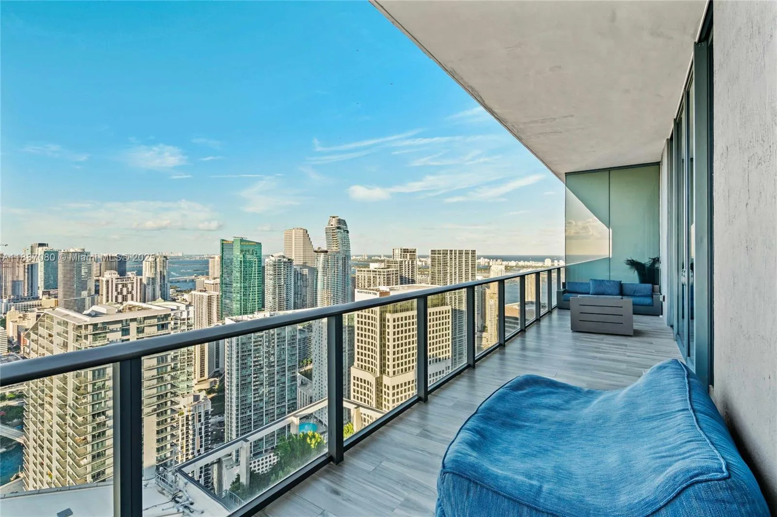 801 S Miami Ave # PH5704, Miami, FL 33130